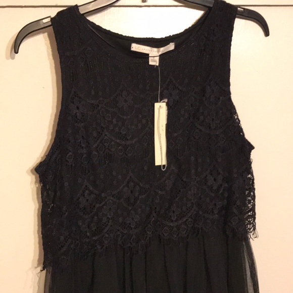 Knit top dress with tulle skirt - Picture 2 of 5